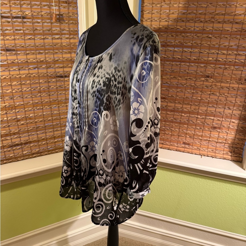 Peter Nygard Women's Blue and Black Artistic Blouse - Picture 2 of 5